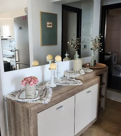Urban 360 View Apartment *